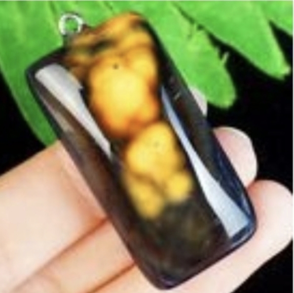 New Yellow Black Fire Agate Oblong Pendant. - Picture 15 of 16